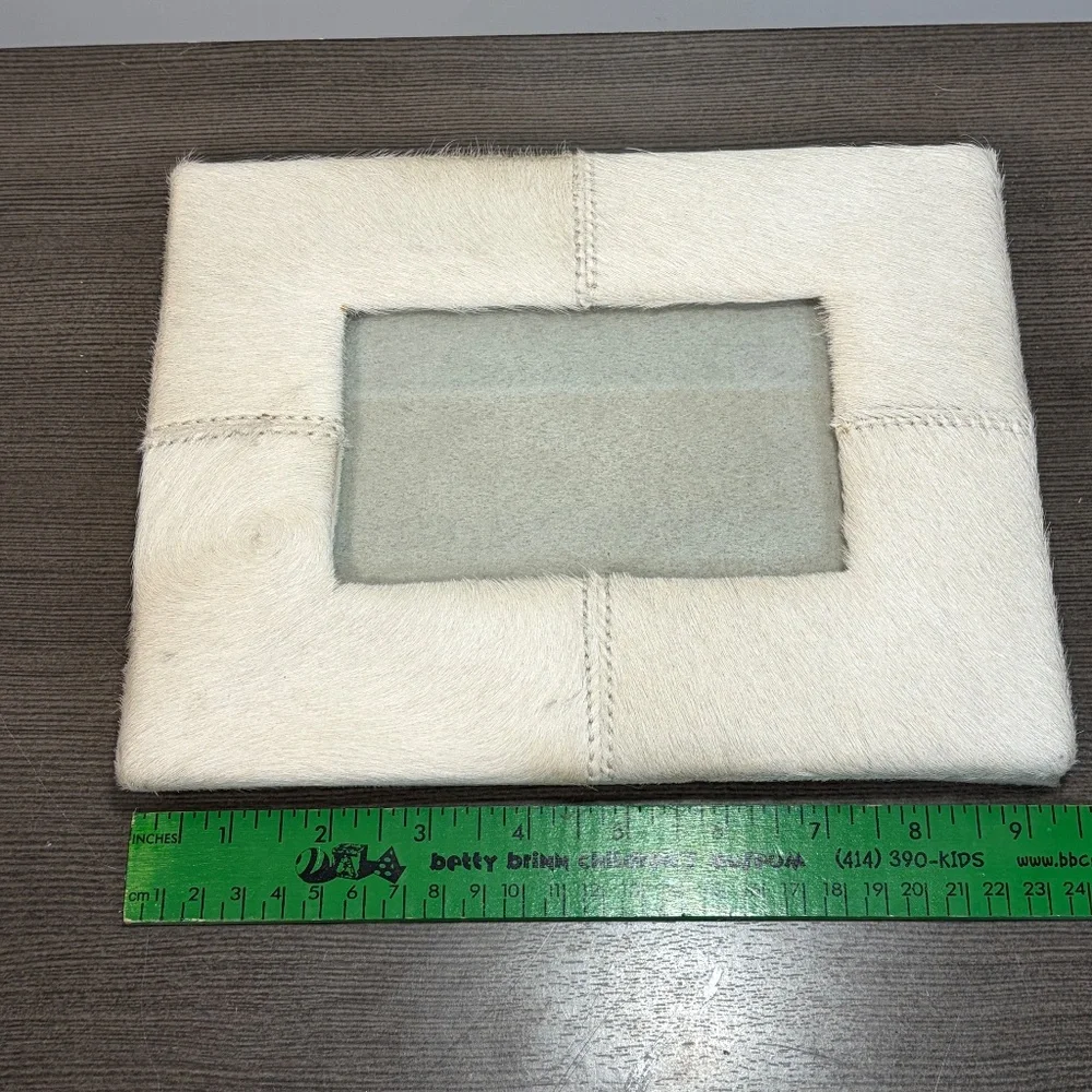 Set of 2 Gray Cream Natural Cowhide Photo Picture Frame 8 x 10. 9.5 x 7.5 - NWOT